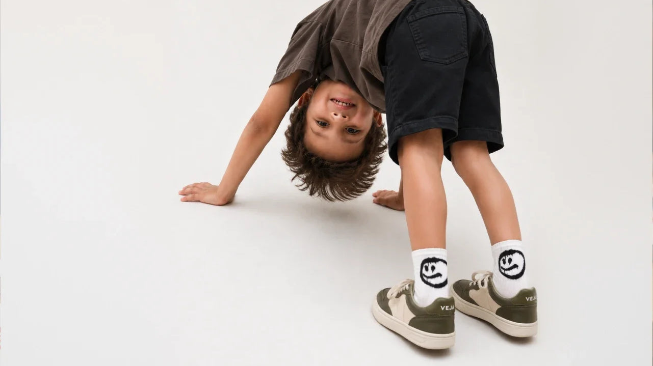 Kindersocken: Größe, Material & worauf Eltern achten sollten