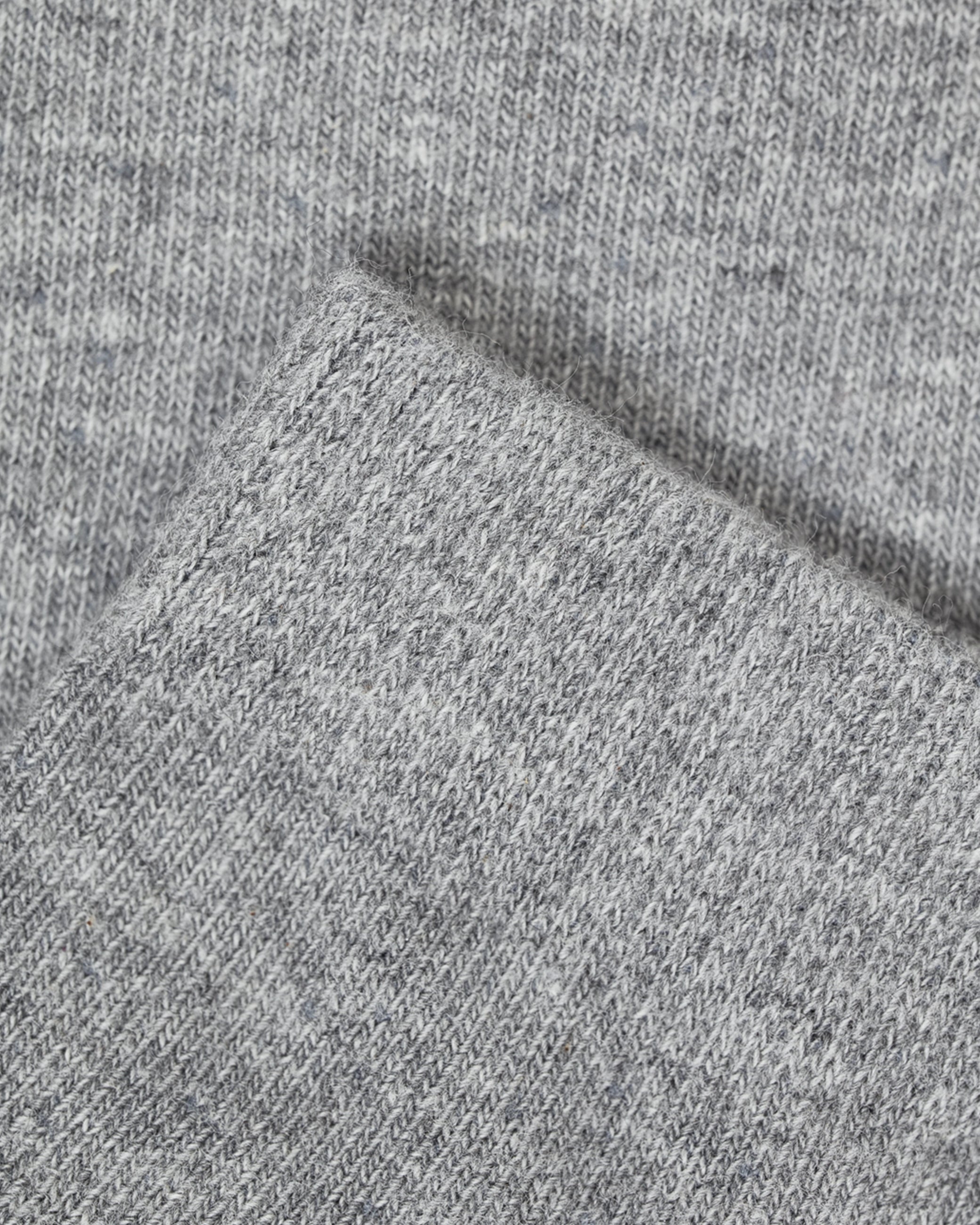 Grey_sneaker_socken graue socken essentials detail bio baumwolle