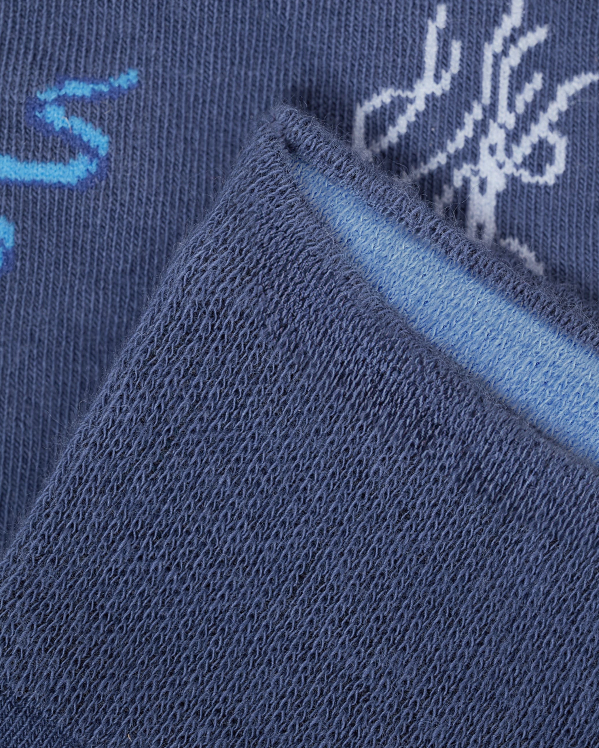 Jellyfish_gemusterte_socken Ozean motiv socken anzugssocken lustige socken dunkelblaue socken fußbild model