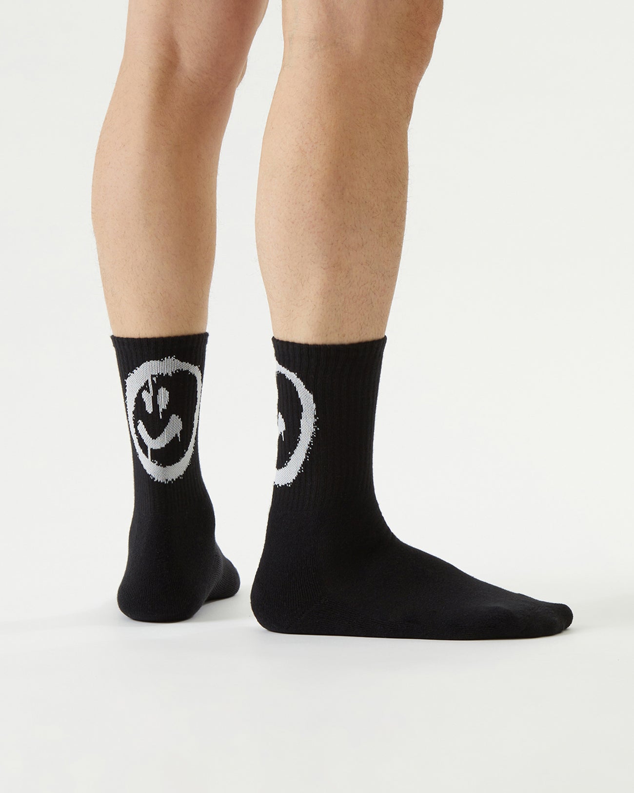 tennis socks black
tennis socken mit smiley im schwarz Crew style socks, sport socks, sneaker socks, 80s socks, retro socks model