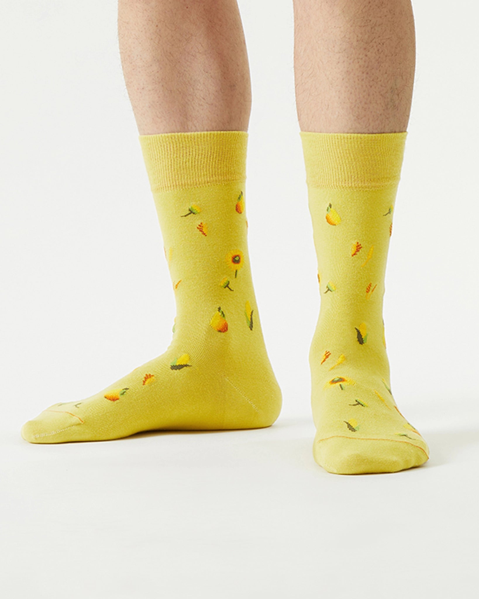 sunflower-socks-sonnenblume-socken-model