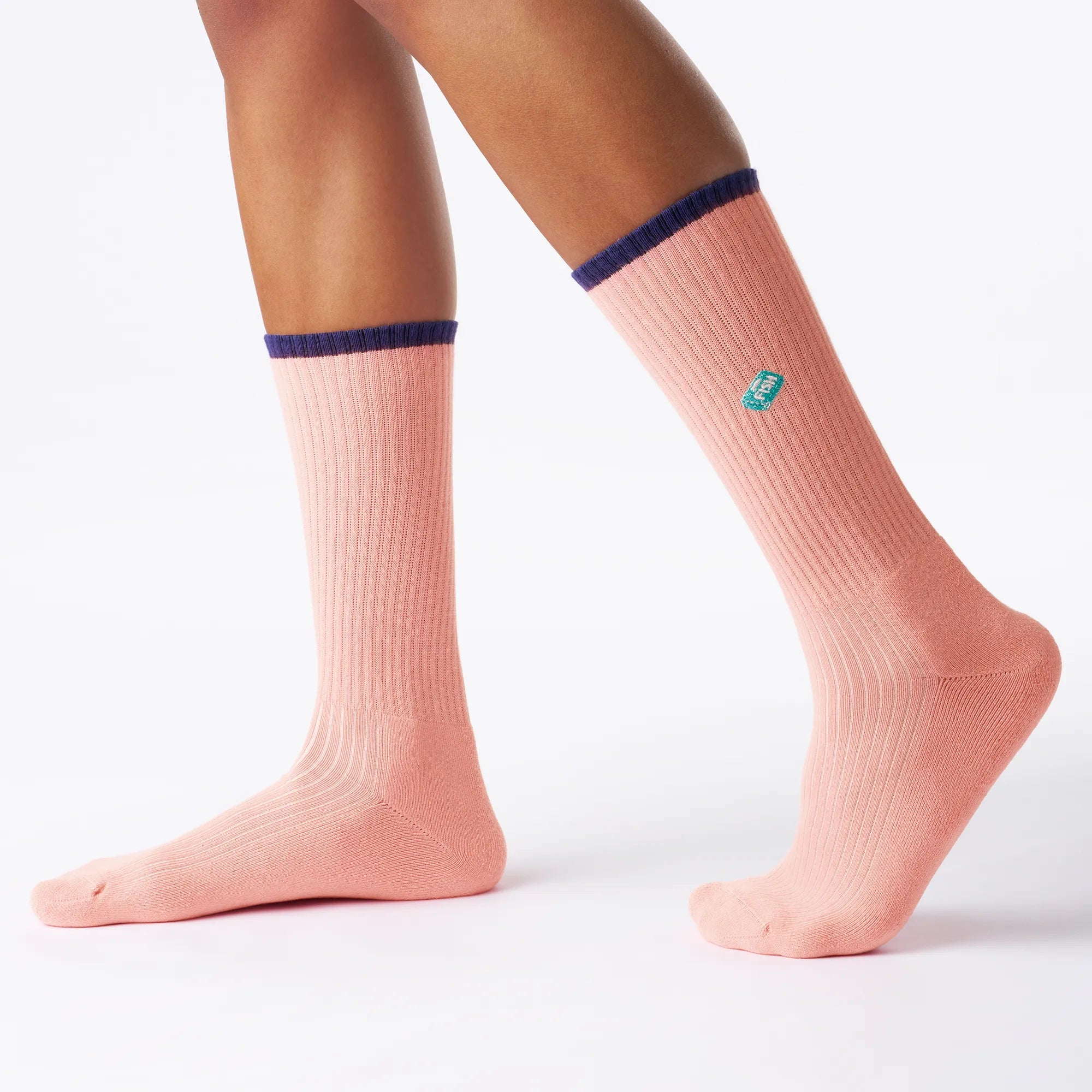 Rosa tennis socken, crew style, 80s, 80er motiv socken, tunfish strick motiv, sport socken fußbilder